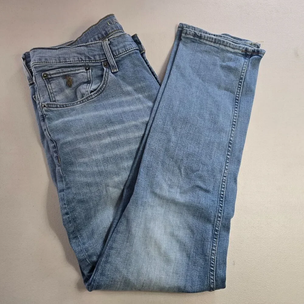 U.S. Polo Assn. Jeans Men's 36 x 31 (tag 32) Blue Medium Wash Activate Stretch